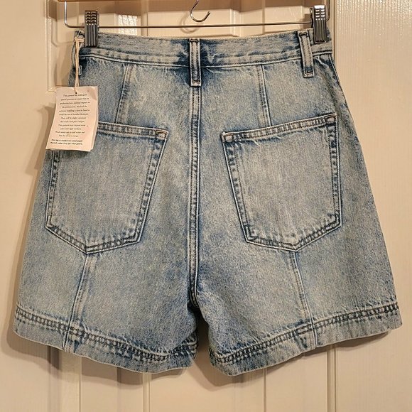 Elia Utility Short - Pebble Beach - Picture 6 of 16